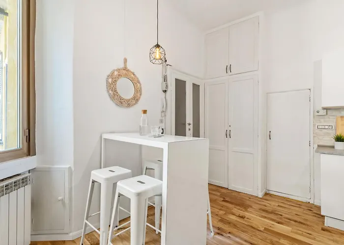 Keys Of Italy- Custodi - Darsena Pop Apartment